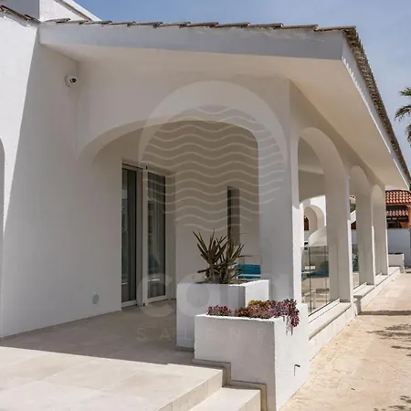 Sabbia Bianca Con Accesso Diretto Alla Spiaggia *