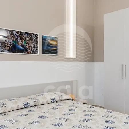 Sabbia Bianca Con Accesso Diretto Alla Spiaggia